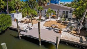 The Salty Marlin A - Canal, Dock, North End by Anna Maria Life Vacation Rentals