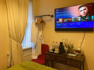 Mount Royal Victorian Apartments Self Catering