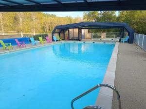 Camping 3 étoiles - Piscine - ccbfhii