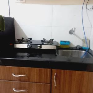 cozy room in koregaon park