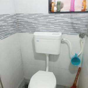 cozy room in koregaon park