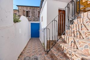 Authentic Seaview Villa In Dhermi Village