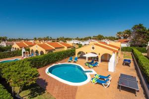 Villa Pluton by Villa Plus