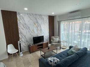 Risco Centro de Bucerías beachfront with pool