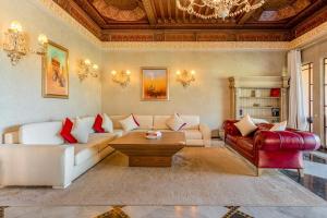 Villa Palmeraie - Private Spa, Cook & Golf View