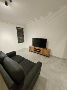 Calm and Newly furnished apartment in the centre of Curepipe