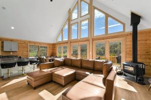 Fox Run Log Cabin LUXE Ashville Dutch Cove