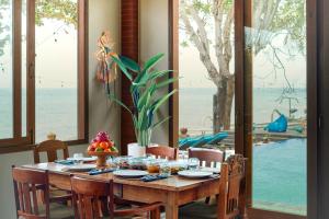 Kampung Kecil Beach Front Boutique Hotel