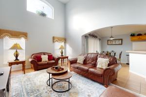 Wonderful Home For Theme Park Fun wPrivate Pool, Game Room, WiFi, AC, Patio, WD