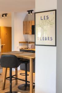 12-Modern saniertes Einzimmerapartment mit eigenem Garten inklusive WLAN