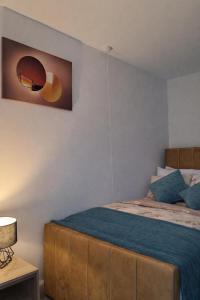 2 Bed Home - Parking Private Garden Wifi