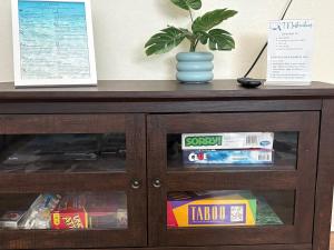 Cozy Pet Friendly Pool Home in Great Location!
