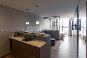 Elegant loft blocks away from La Galeria