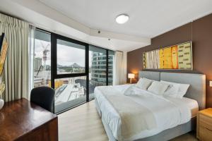 브리즈번 Bridge Views - Sleeps 8 - CBD - Pool, Gym & Parking 싱글룸 스위트룸