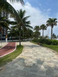 Sobrado Familiar - Wi Fi - Ar Condic - A 50M da Praia - Praia Grande