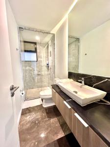 Depa con alberca, gym y ludoteca, Zona Real