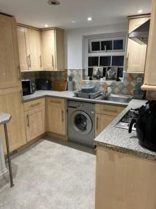 Russell Square Apartment