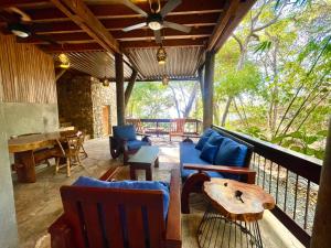 Villa Quetzal Frente al Mar- Tola Nicaragua