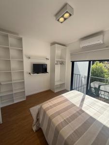 Departamento moderno con patio y pileta