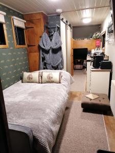 Theddlethorpe Horsebox Glamping