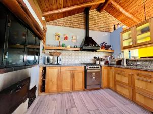 Casa Moderna con Jardín Soñado cerca del lago