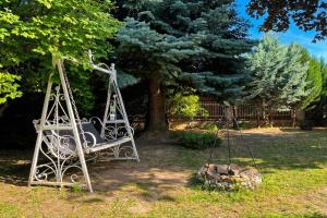 Treasure Of The Past - Happy Rentals