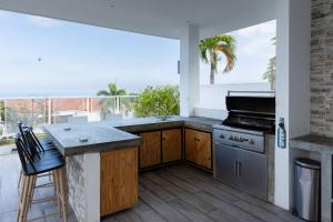 The Wow House by AcoModo