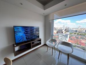 Spacious apartment with a beautiful view and fast WiFi