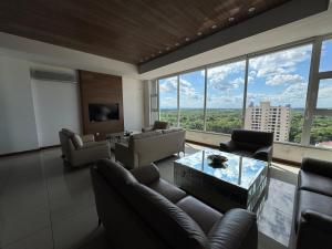 Spacious apartment with a beautiful view and fast WiFi