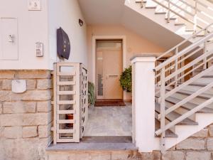 Air-conditioned apartment 2 steps from the sea