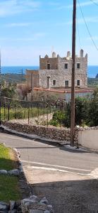 Πέτρινο σπίτι-Stone house Kostas