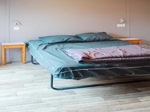2-Bedroom Family Cottage in Malansac