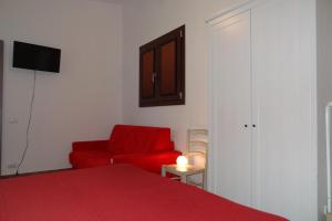 Apartment in Montefortino with communal pool
