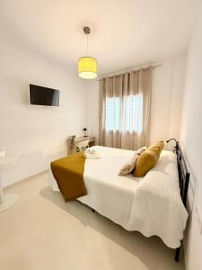 Modern Ensuite Room in Instant House Central Nerja