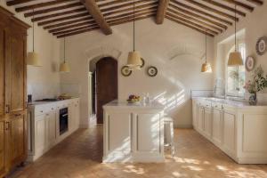 Fattoria Valtellina Villa by Boutique in Chianti