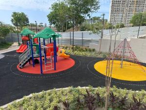 Apartamento frente al mar con piscina