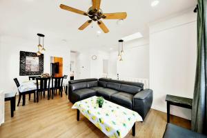 Three Bedroom home near YVR and SkyTrain