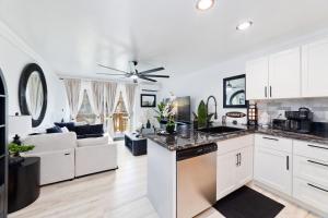 New Oceanview Kona Isle B24 condo on Alii Drive