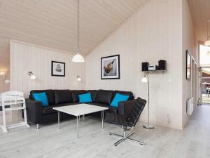 Baltic getaway with private sauna