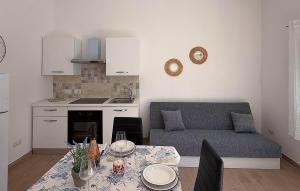 1 Bedroom Pet Friendly Home In Sedini