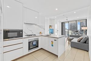 The Cityscape Pad with 2BR, 3-bed & Free Parking
