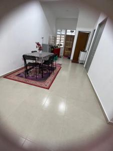Izz Homestay Family