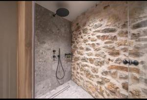 Apollonos 28 Luxury Suites