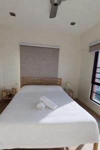 Luna 3BR Suites Sleeps 6 Near Imago Mall KK Center