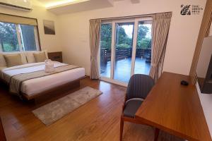 The Green Hive Villas