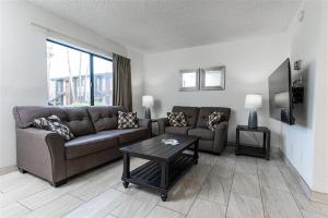 108 Fully Furnished 1BR Suite-Prime Location