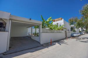 Traditional Seaside Stone Villa with Private Pool
