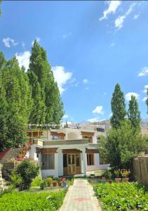 Glacier View Guest House