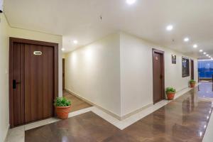 Hotel RK Residency