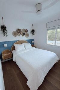 Cap Salou Escape, Newly Renovated, Pool, 5 min Beach walk
